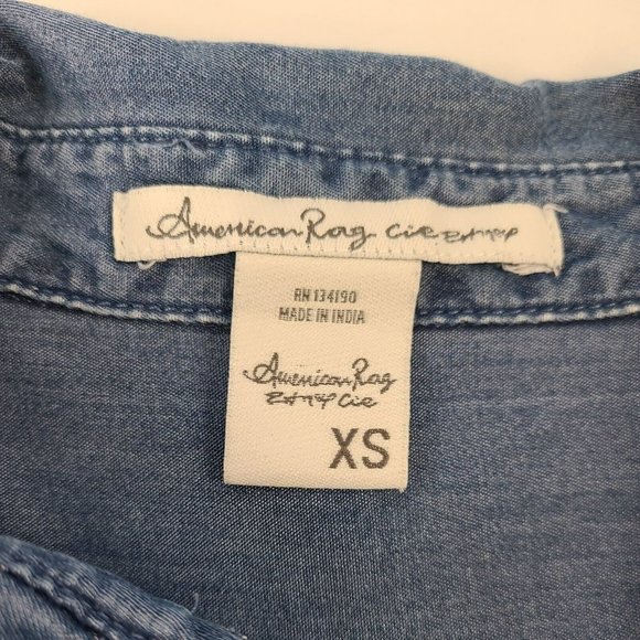 AMERICAN RAG Denim Button Up Shirt Women's XS Blouse Top Button Blue Frayed Edge - Picture 5 of 13